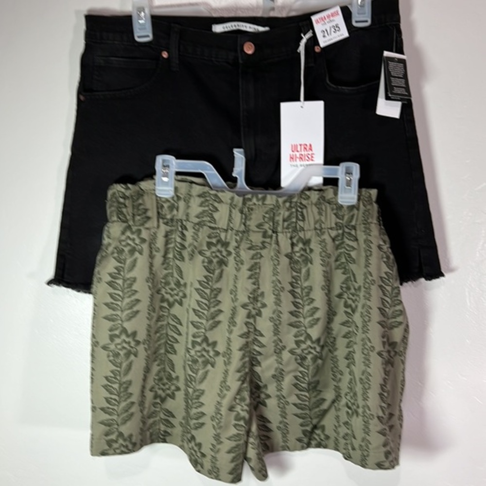 2 NWT Shorts Size XL(16-18) & 21/35 Celebrity Pink and Time And Tru